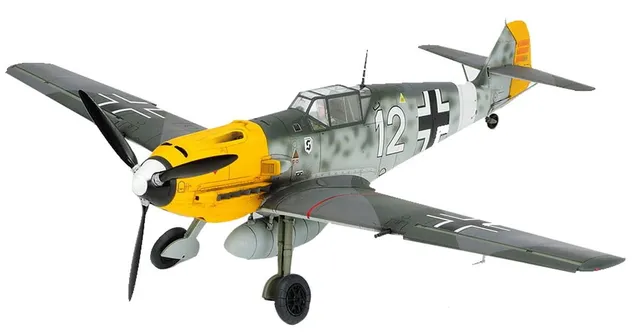 tamiya-61063-messerschmitt-bf-109-e-4-7-trop-modellbausatz-1-48 image 1