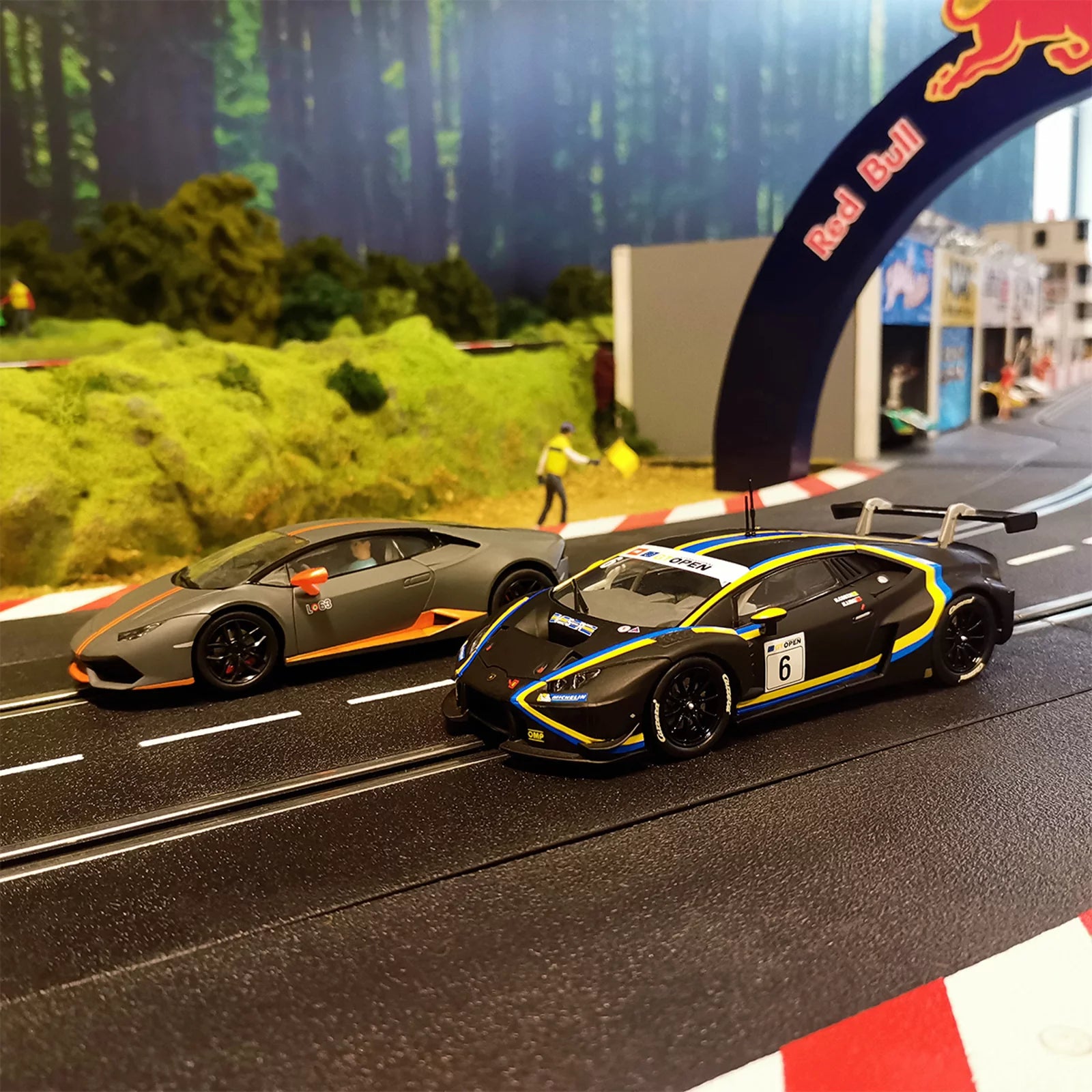 carrera-digital-132-lamborghini-hurac-n-gt3-sospiri-no-6-slotcar image 3