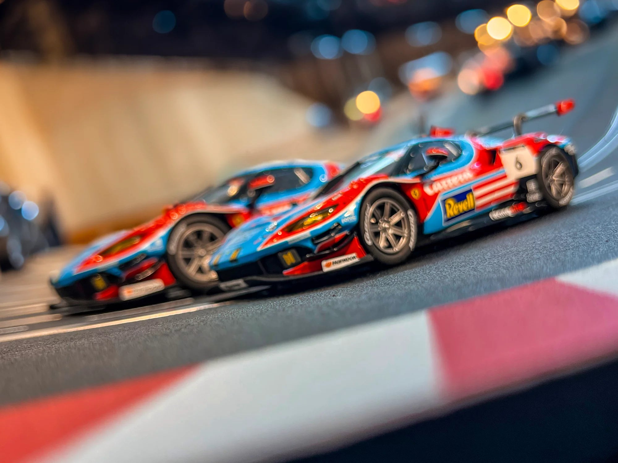carrera-digital-124-ferrari-296-gt3-no-6-slotcar-1-24 image 3