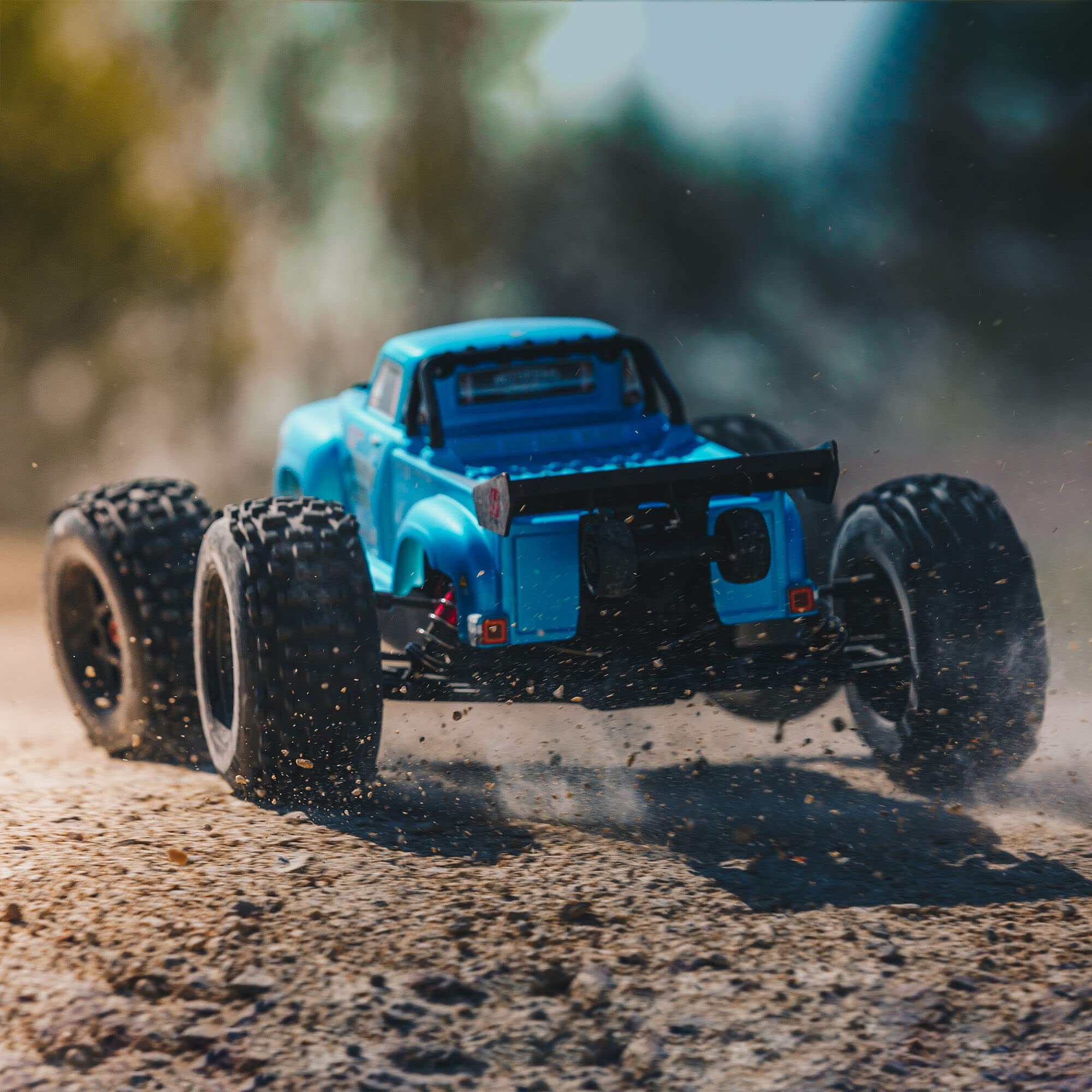arrma-notorious-6s-v5-4wd-blx-stunt-truck-blau-rtr-1-8 image 6