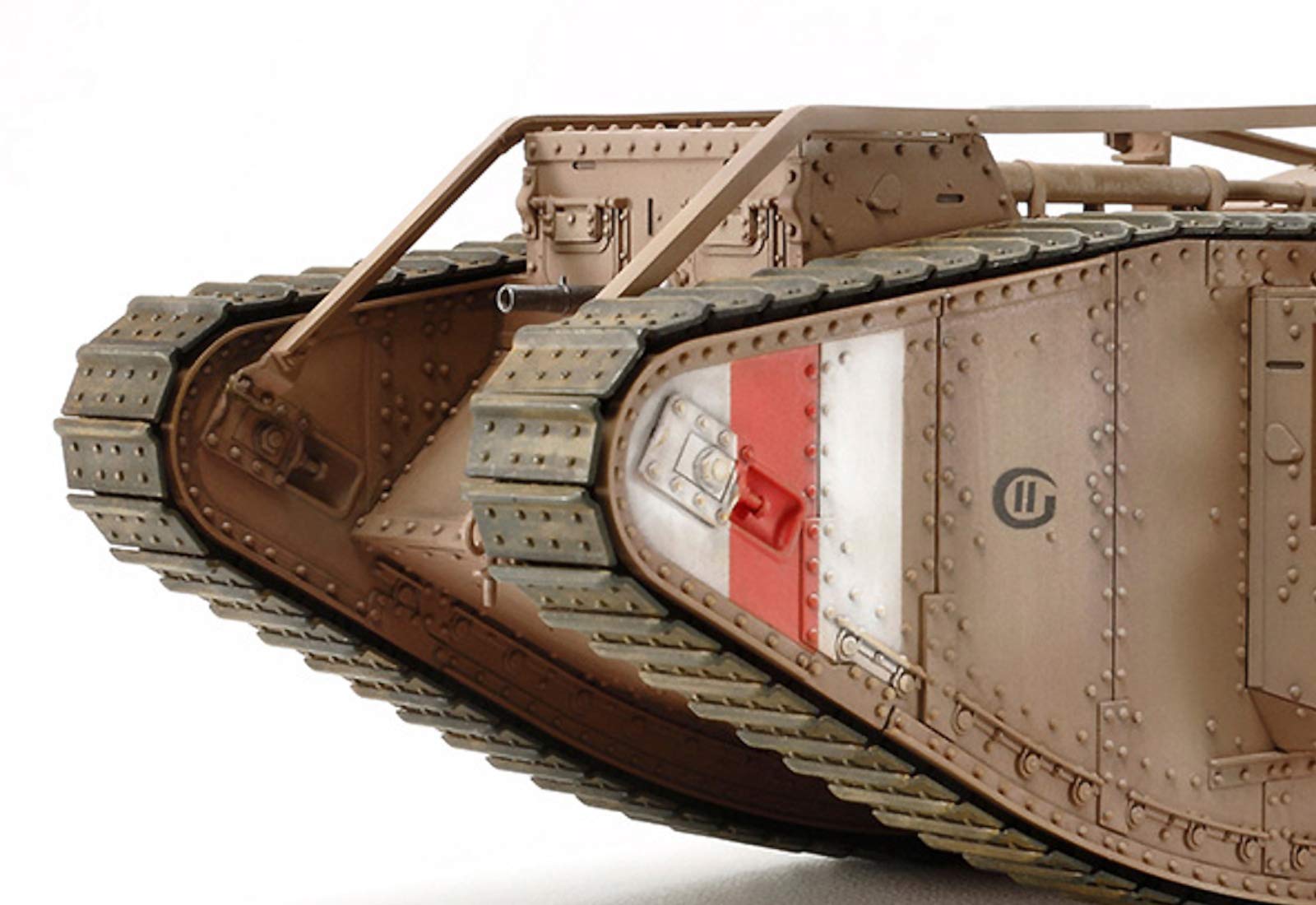 tamiya-mk-iv-male-wwi-panzer-1-35-bausatz-motorisiert image 4