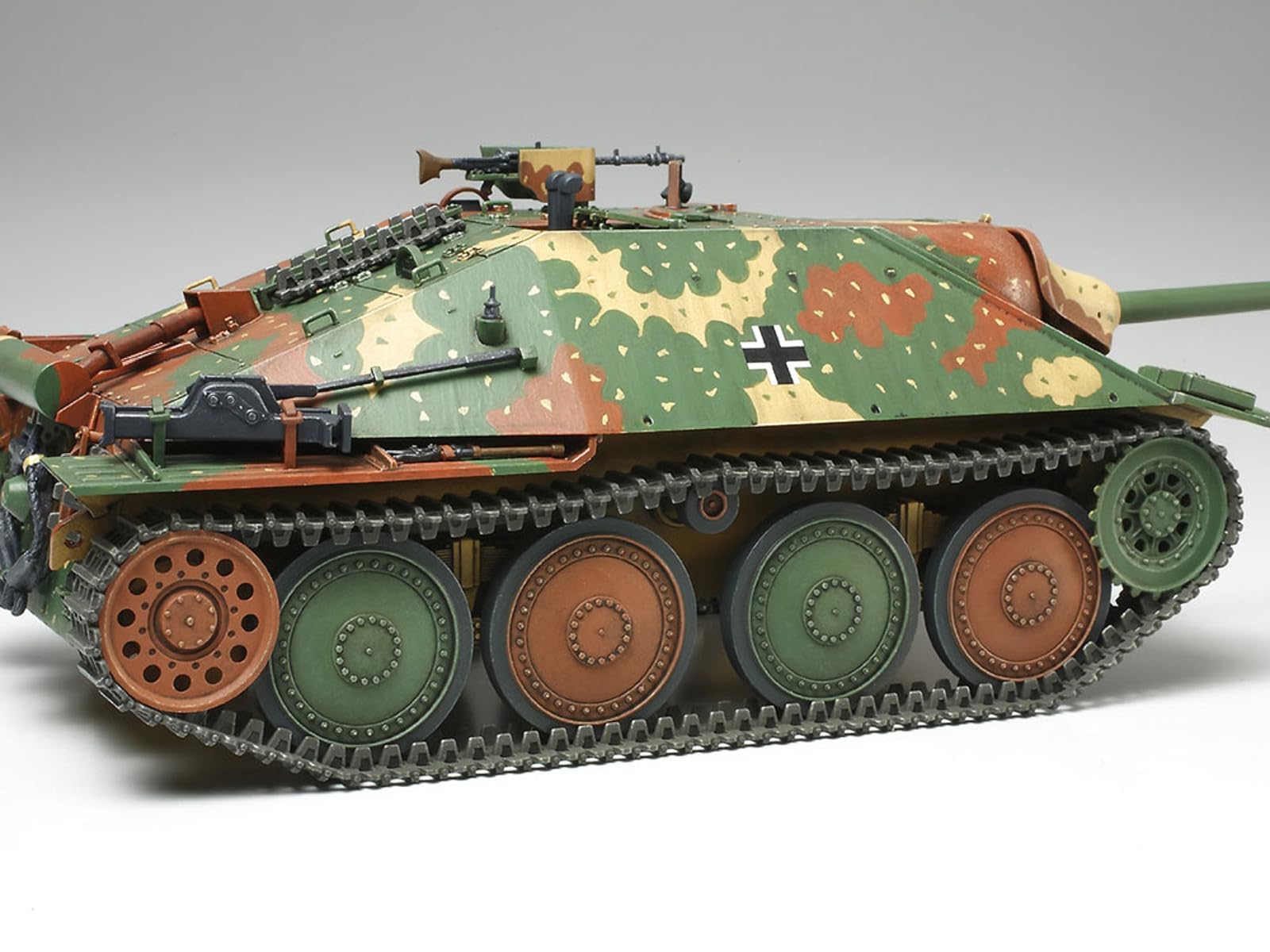 tamiya-hetzer-jagdpanzer-38t-panzer-bausatz-1-35-300035285-grau image 5