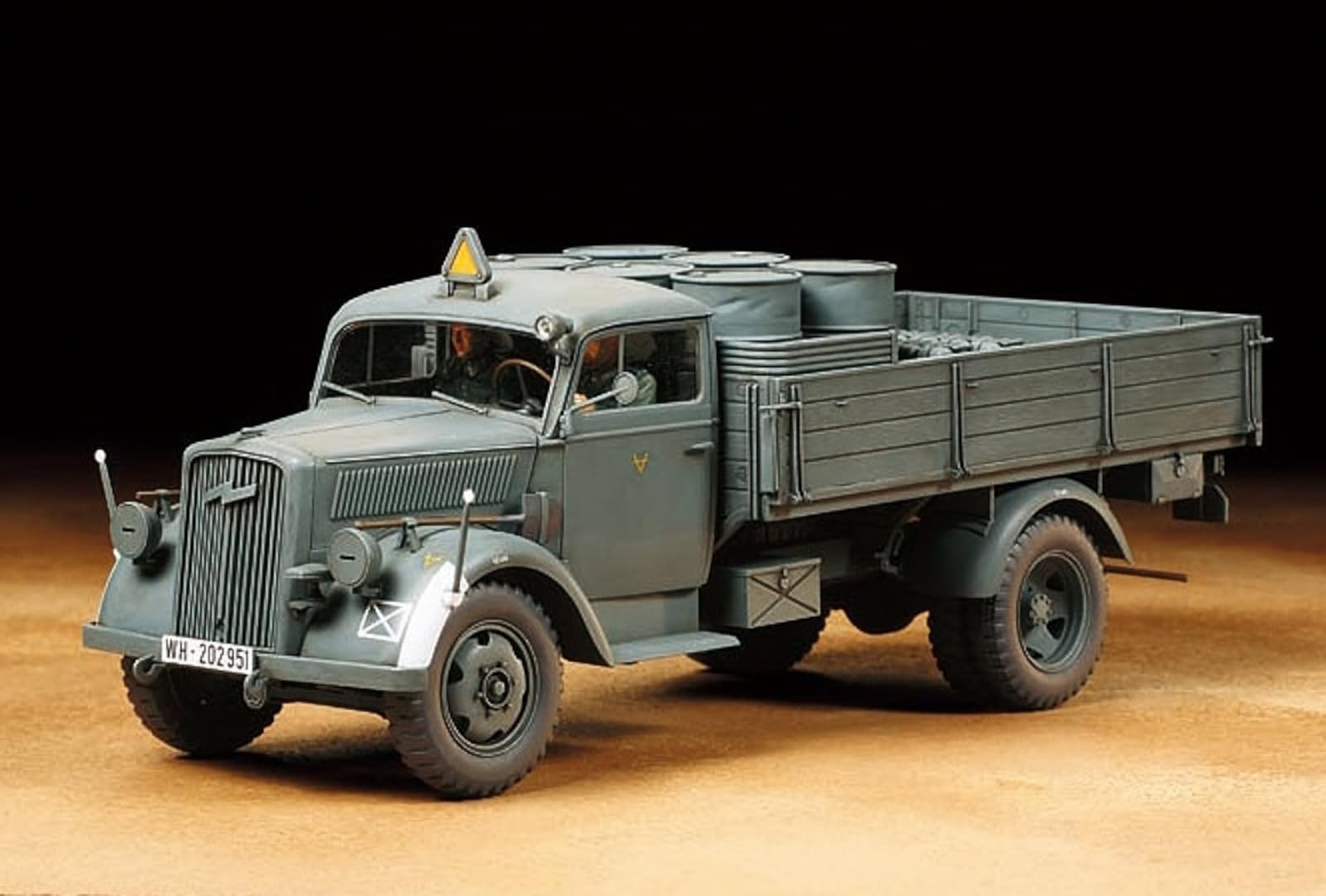 tamiya-35291-transport-lkw-3to-modellbausatz-1-35-grau image 3