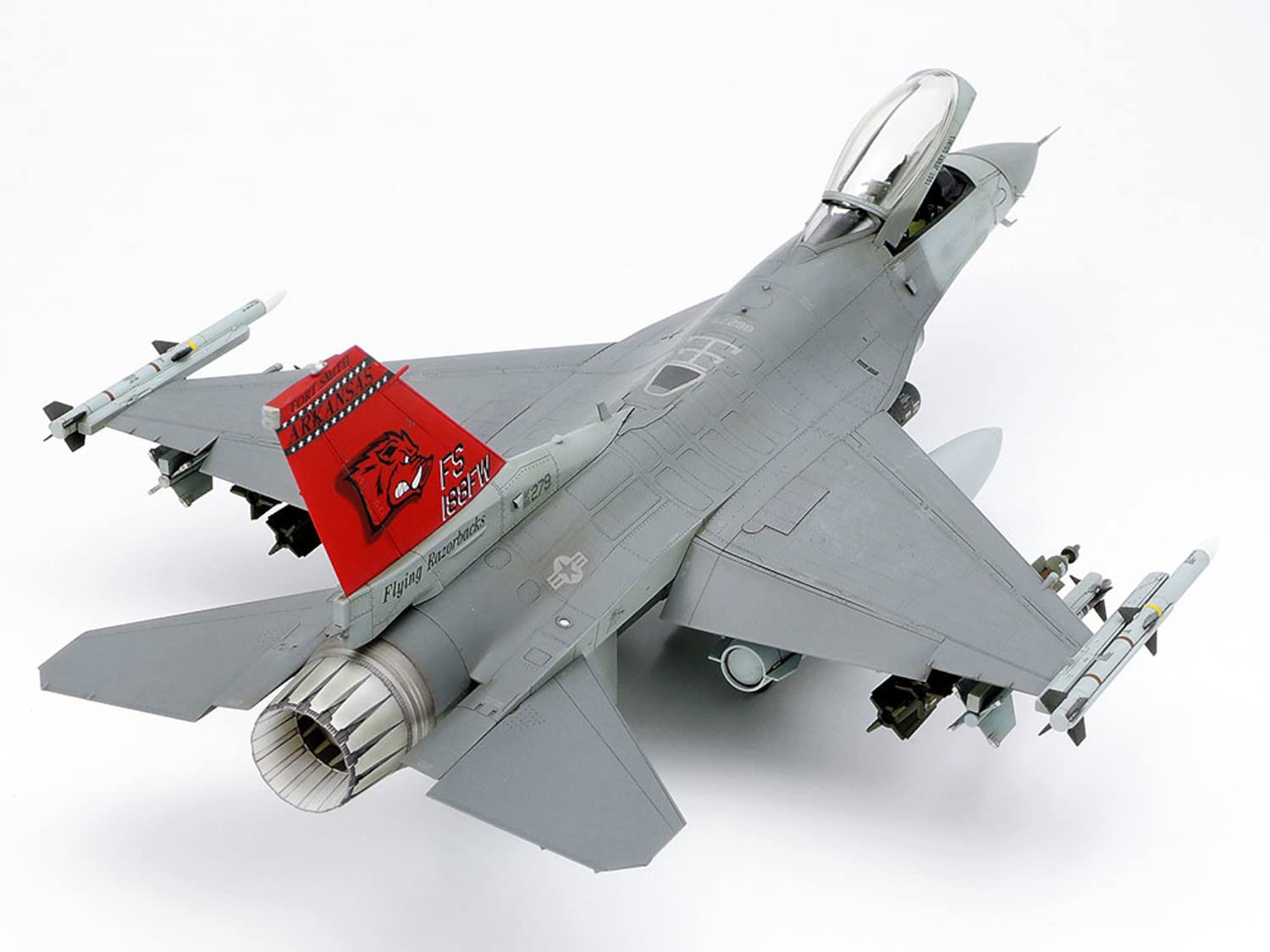 tamiya-f-16c-block-25-32-modellbausatz-1-48-lockheed-martin image 4