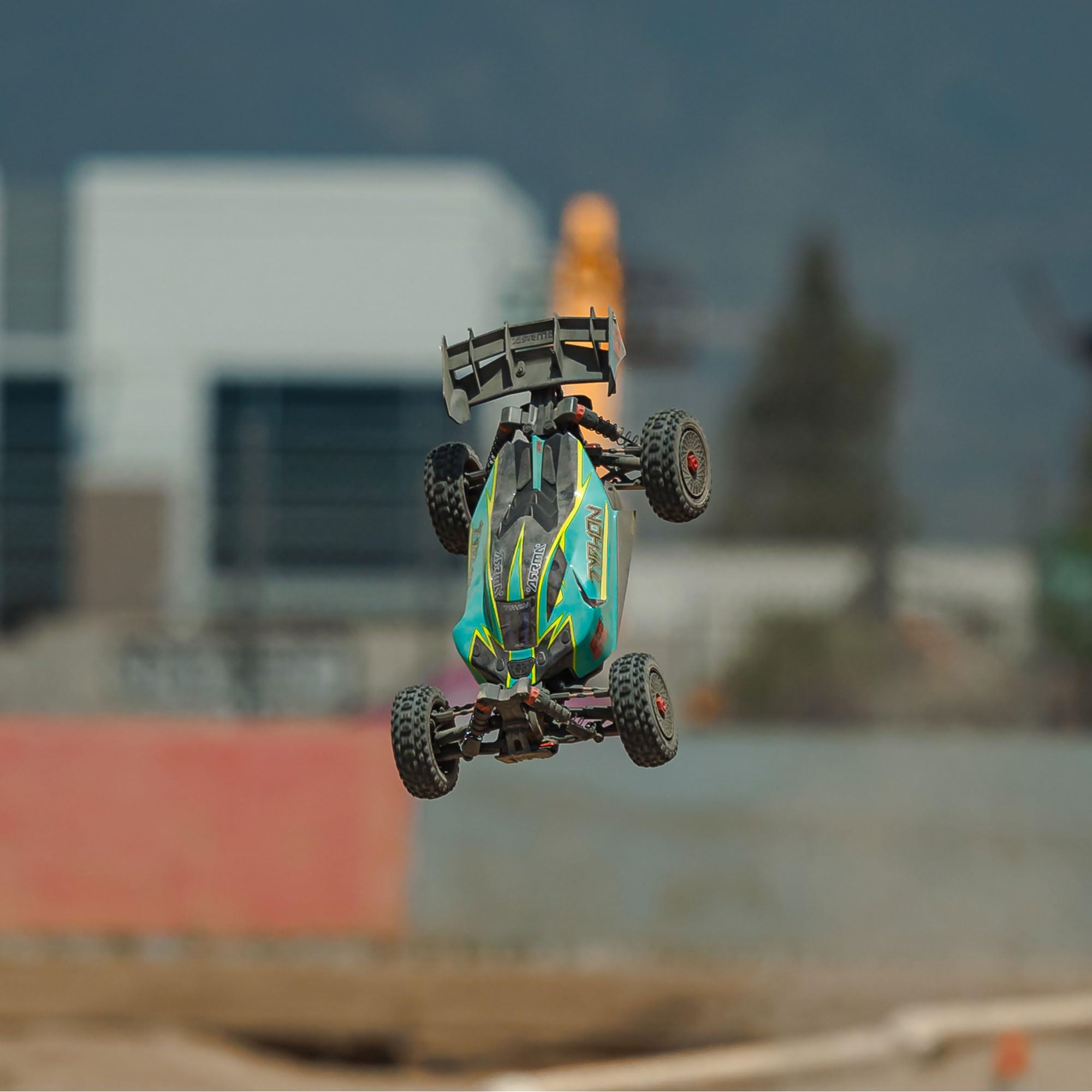 arrma-typhon-223s-4x4-rtr-brushless-buggy-1-8-gr-n-80-km-h image 6