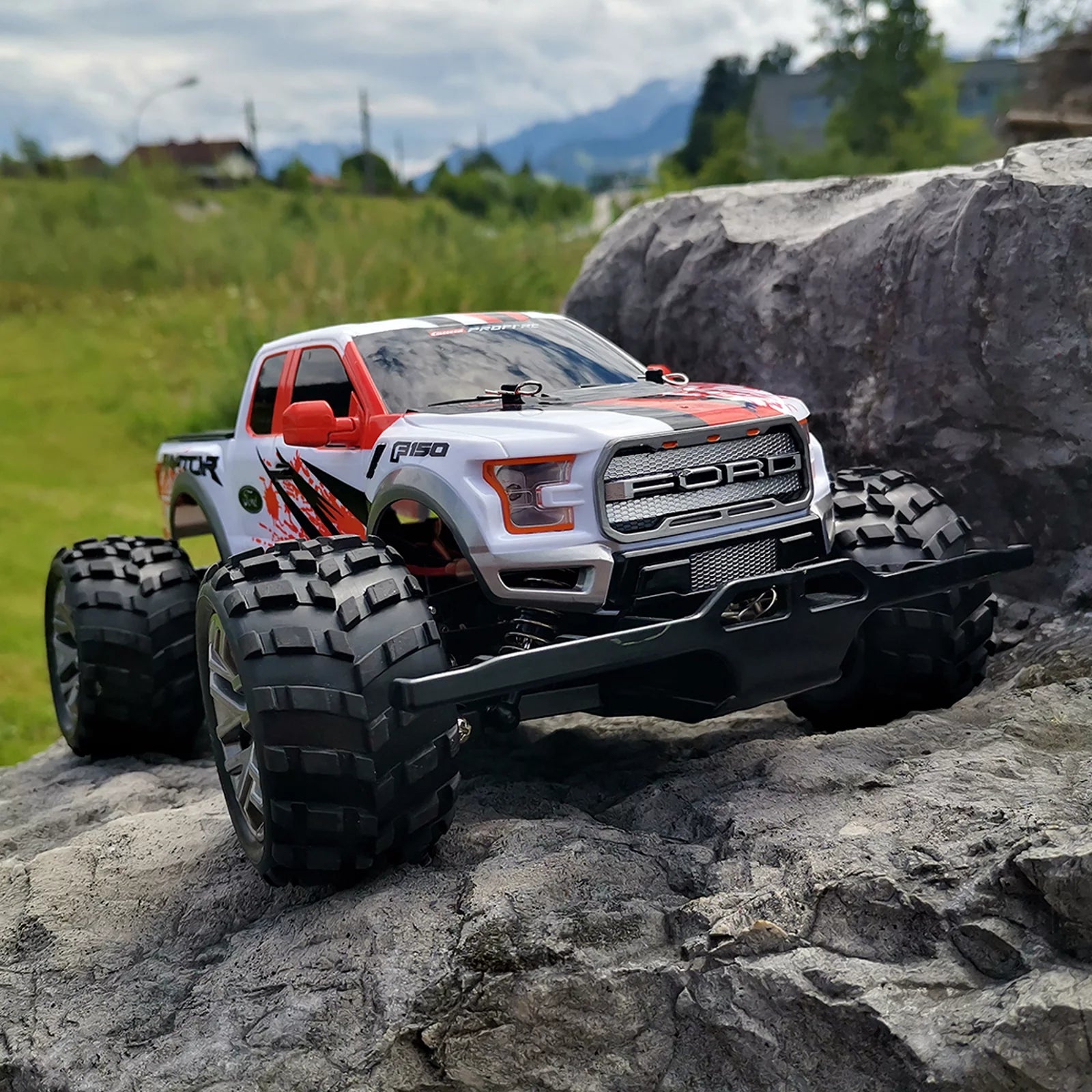 carrera-profi-rc-ford-f-150-raptor-px-rc-auto-2-4ghz-allrad image 4