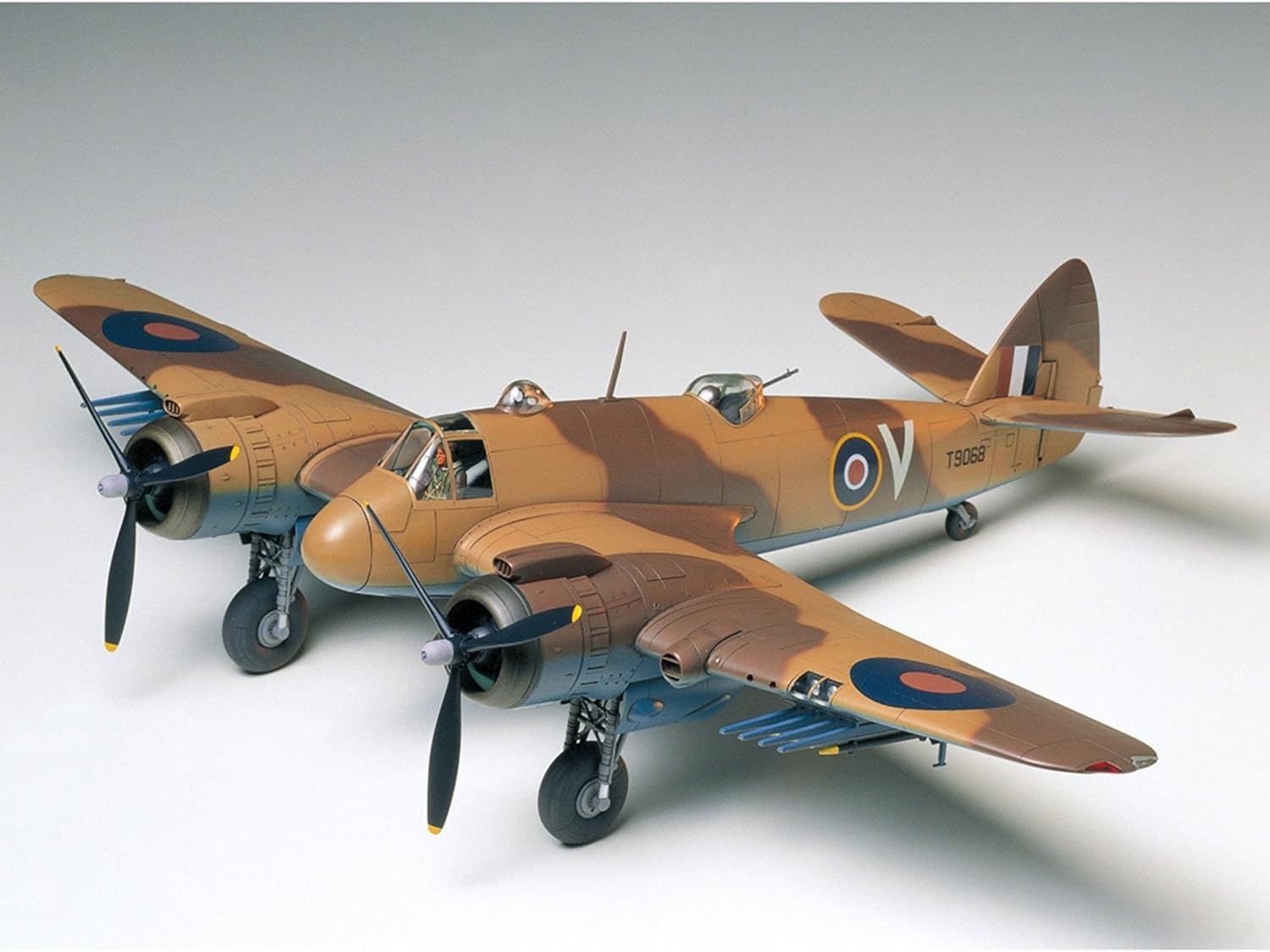 tamiya-bristol-beaufighter-mk-vi-61053-flugzeug-1-48-grau image 3