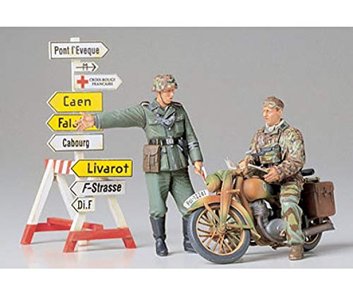 tamiya-300035241-diorama-set-motorrad-wegweiser-1-35-2 image 2