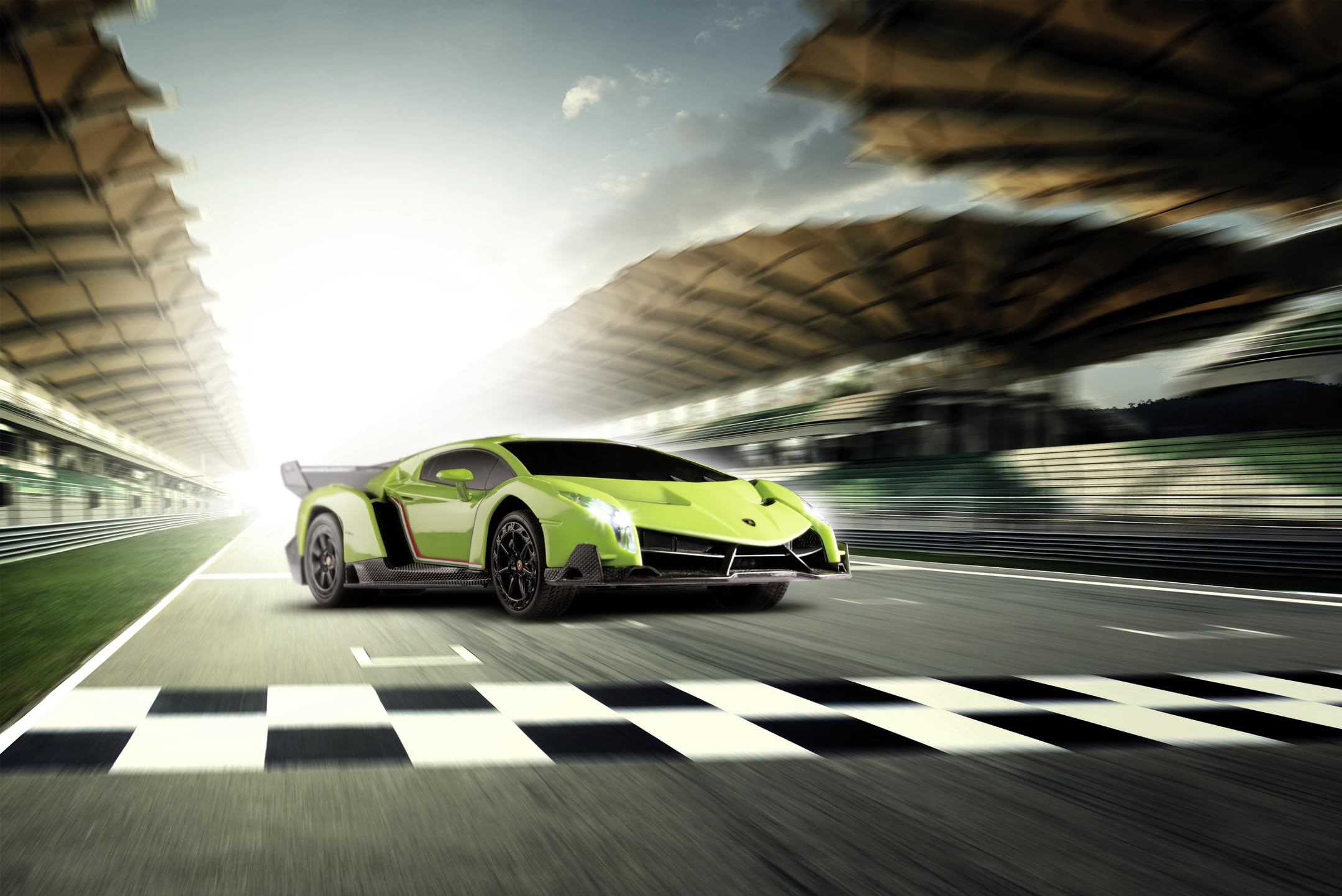 carson-500404308-lamborghini-veneno-rc-auto-1-24-gr-n-rtr image 5