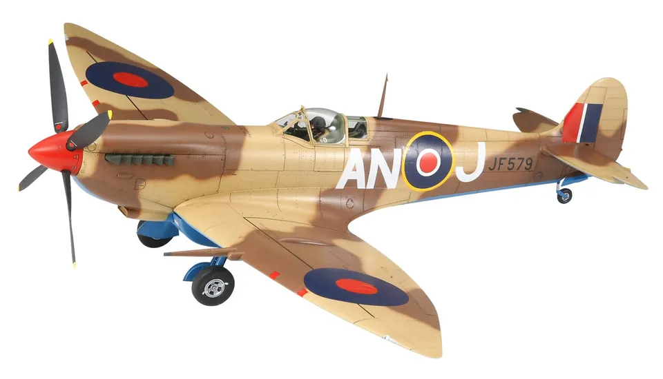 tamiya-60320-supermarine-spitfire-mk-viii-bausatz-1-32 image 1