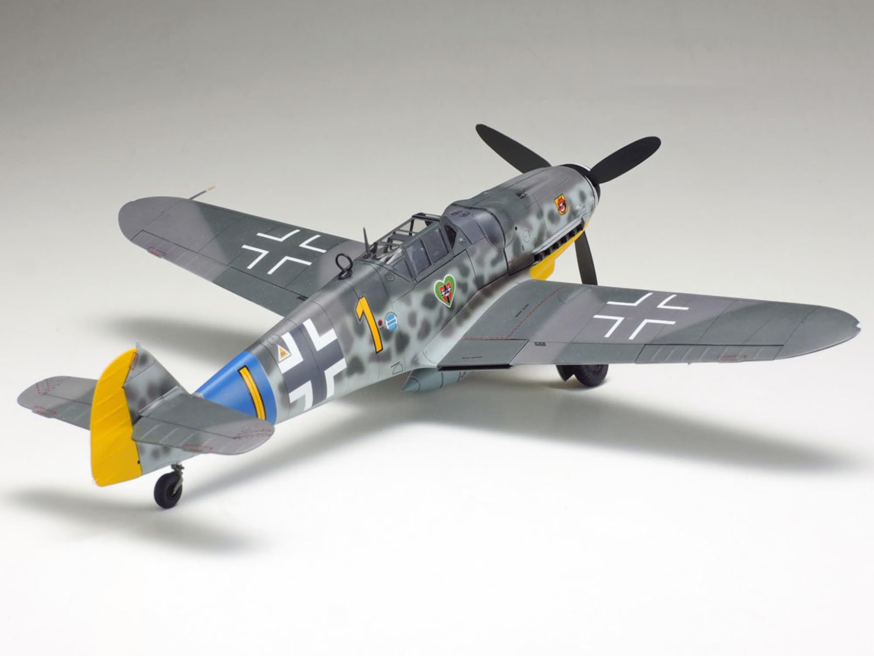 tamiya-61117-bf109-g-6-modellbausatz-1-48-flugzeug image 3