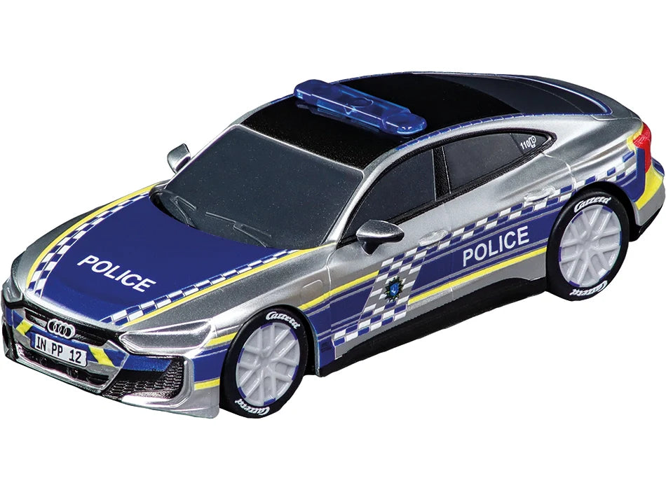 carrera-digital-132-audi-e-tron-gt-police-slotcar image 2