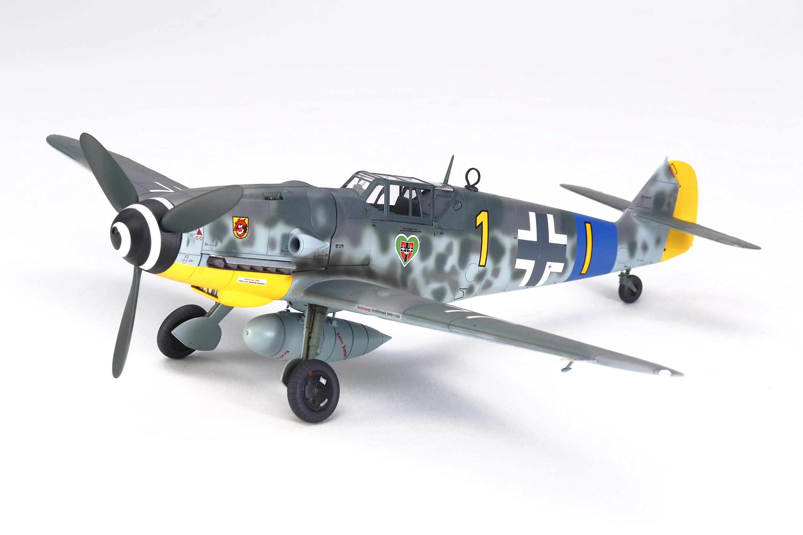 tamiya-61117-bf109-g-6-modellbausatz-1-48-flugzeug image 1