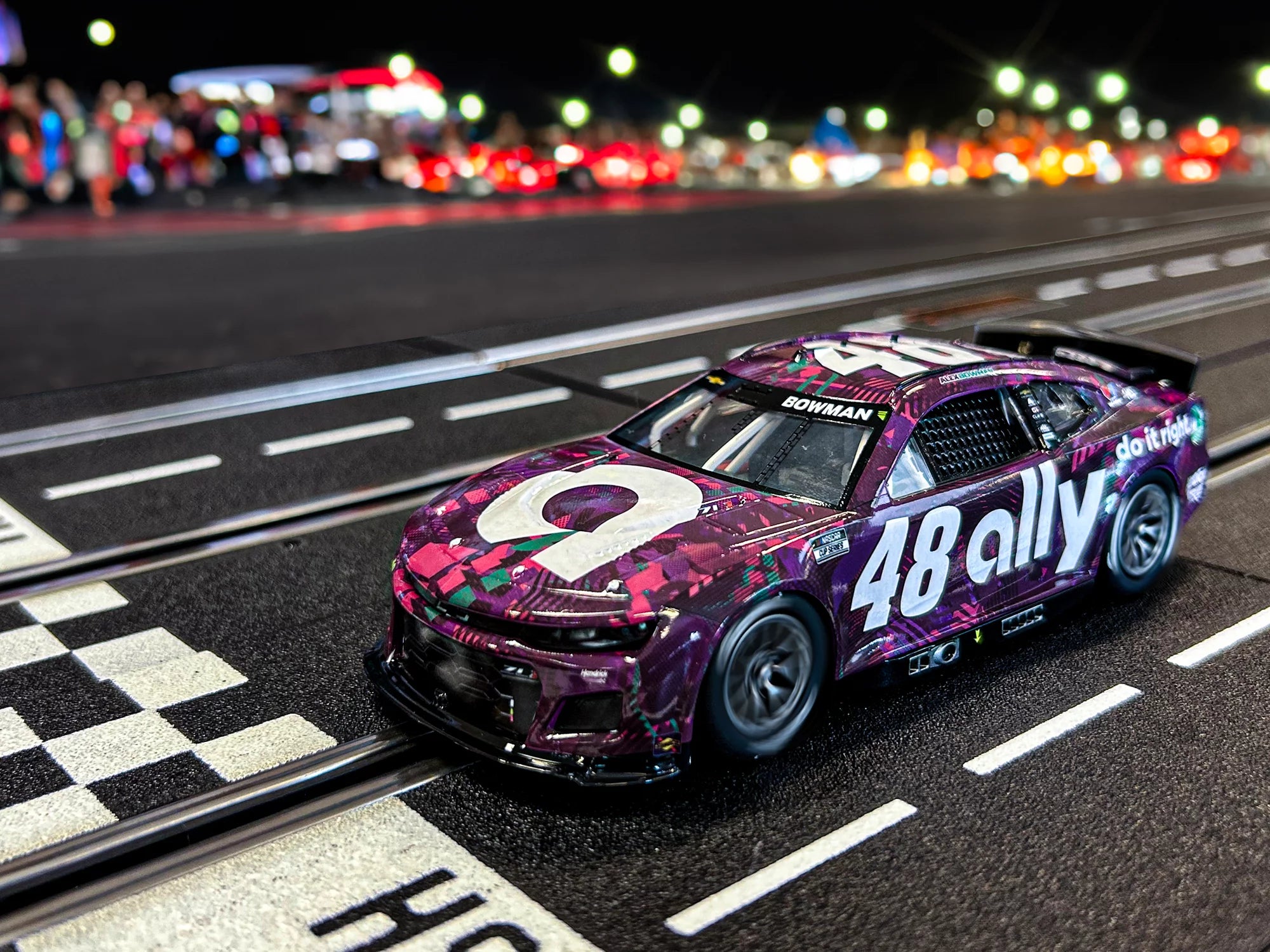 carrera-digital-132-nascar-camaro-zl1-no-48-1-32 image 2