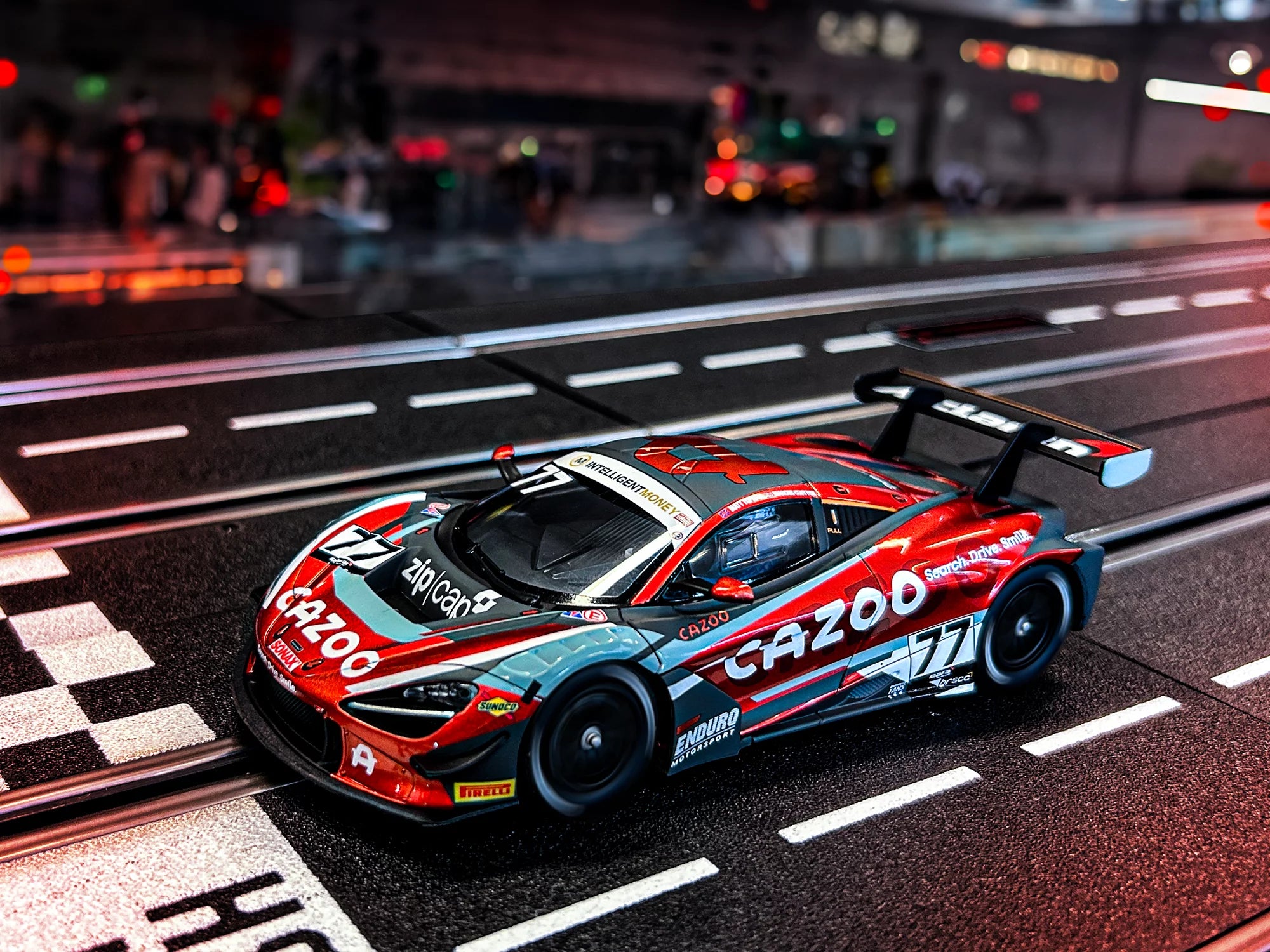 carrera-digital-132-mclaren-720s-gt3-enduro-no-77-slotcar-1-32 image 2