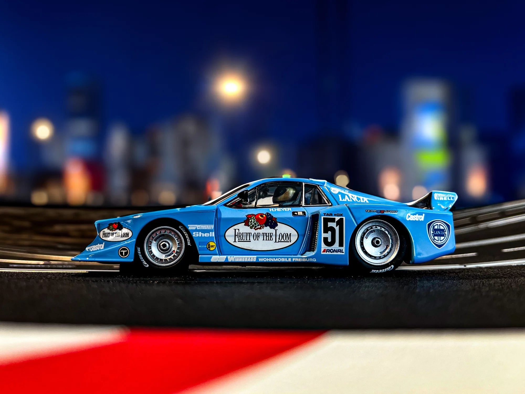 carrera-lancia-beta-montecarlo-turbo-no-51-slotcar-1-32 image 3