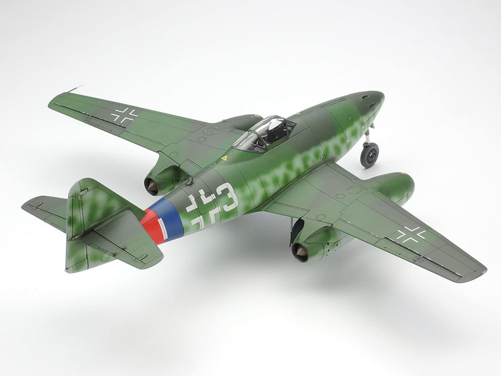tamiya-61087-messerschmitt-me262-modellbausatz-1-48 image 3