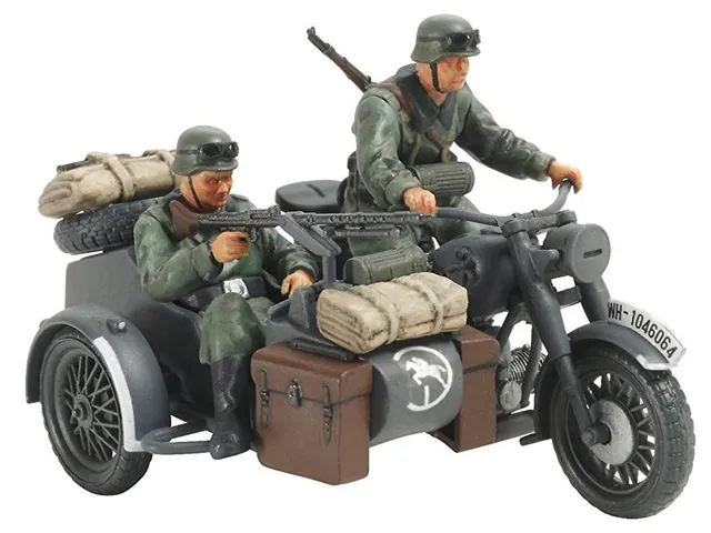 tamiya-deutsches-seitenwagengespann-1-48-bausatz-32578 image 1