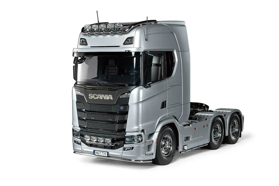 tamiya-56373-scania-770-s-6x4-rc-truck-1-14-silber-bausatz image 1