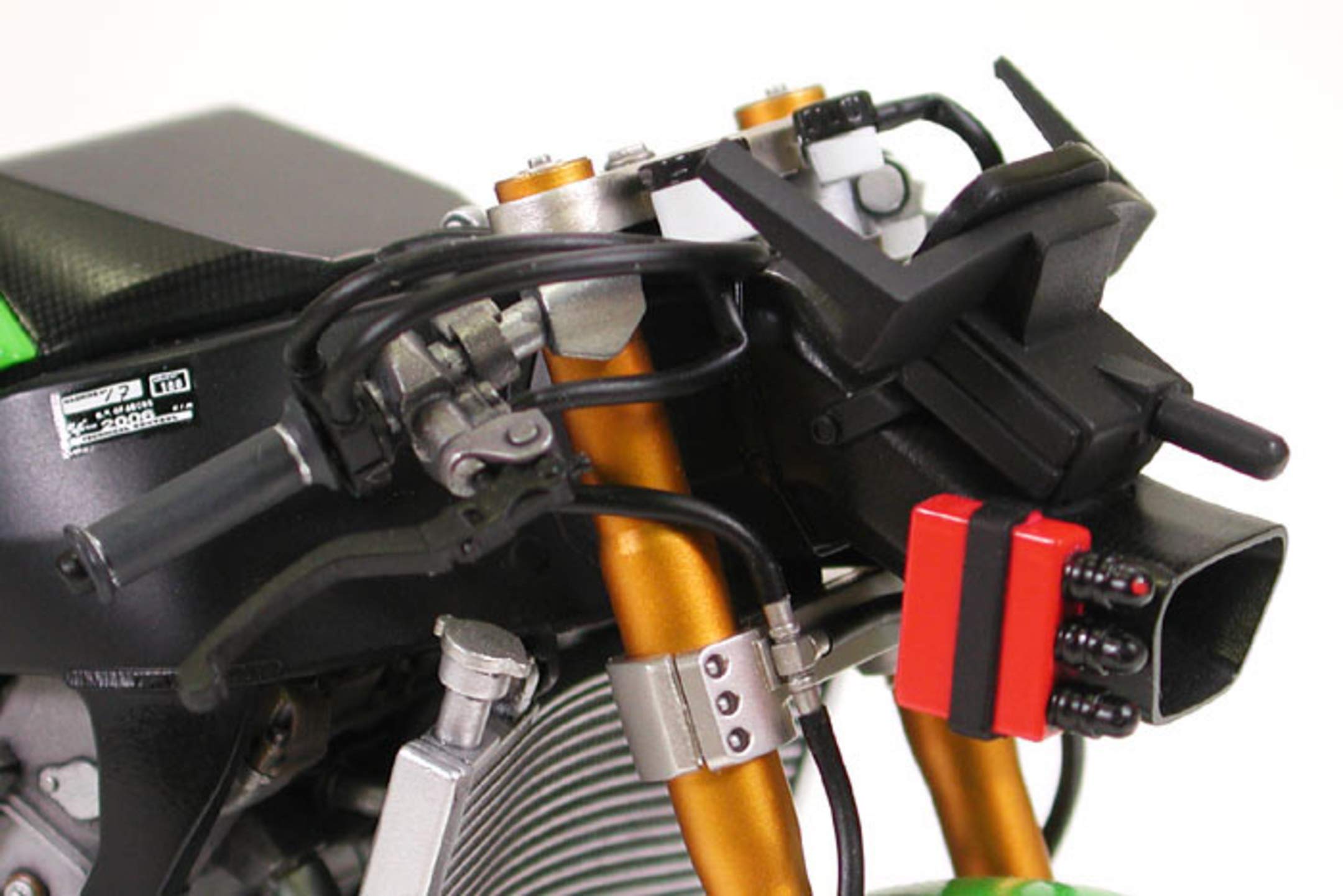 tamiya-14109-kawasaki-ninja-zx-rr-motorradbausatz-1-12-2006 image 6