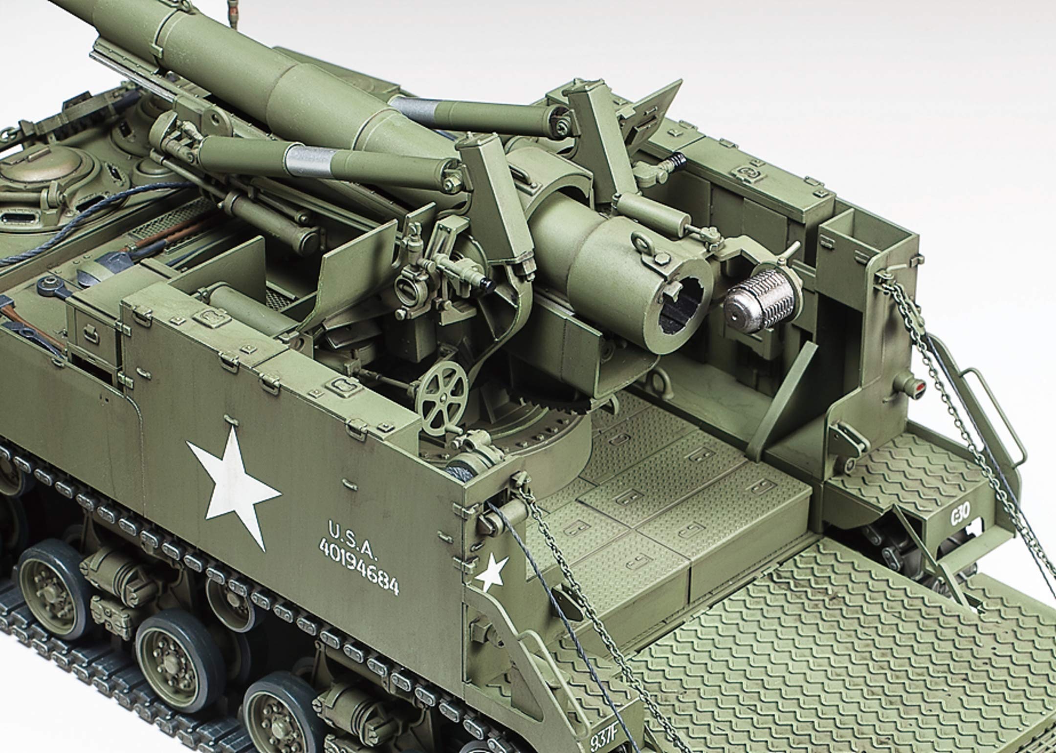tamiya-35351-panzer-modellbausatz-1-35-mit-8-figuren image 4